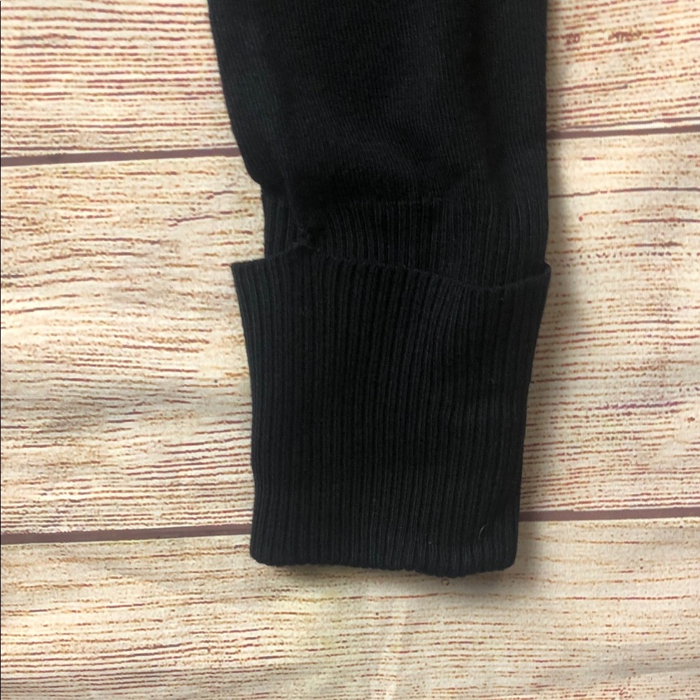 Zara Women's Black Crew Neck Sweater 💚 - Picture 6 of 7